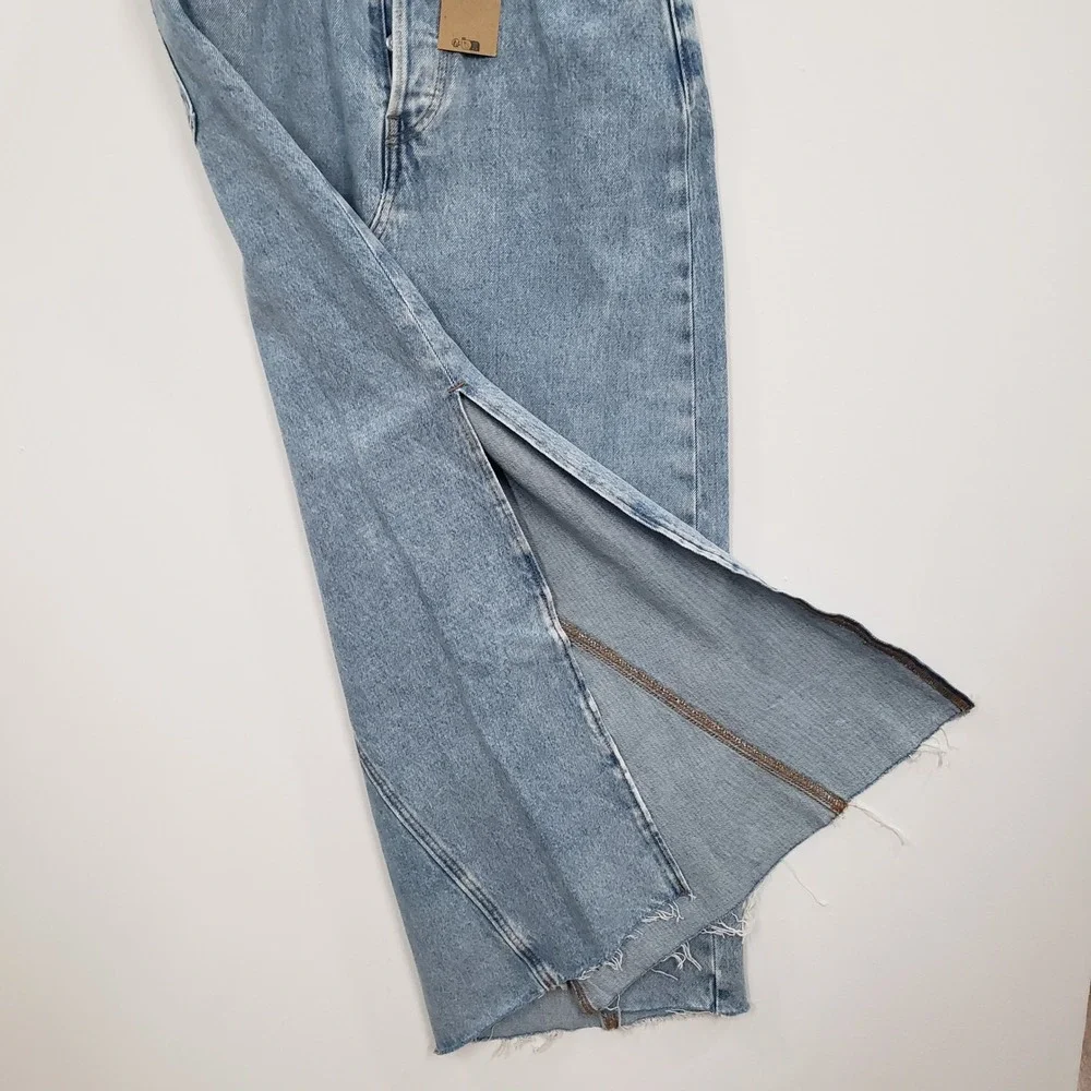 NWT Levis Denim Maxi Skirt Womens 26 Light Blue Side Slit Raw Hem Grunge Coastal - Picture 2 of 8